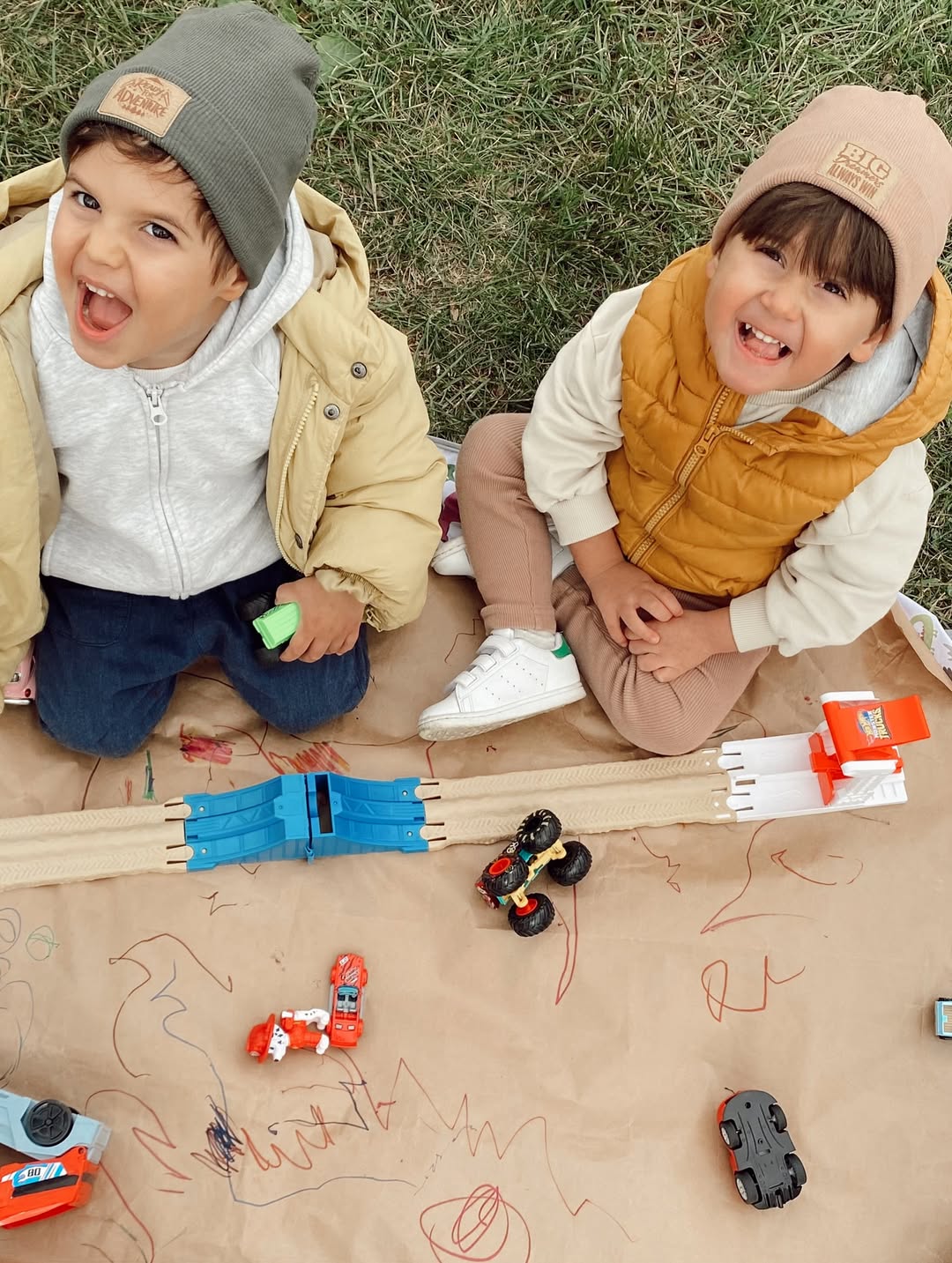 Tile Beanie &amp; Neck Brace Set